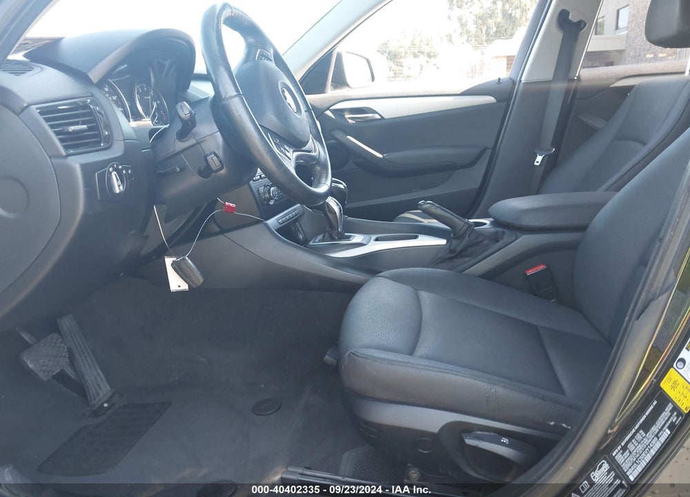 2014 BMW X1 XDRIVE28I VIN: WBAVL1C50EVY14389