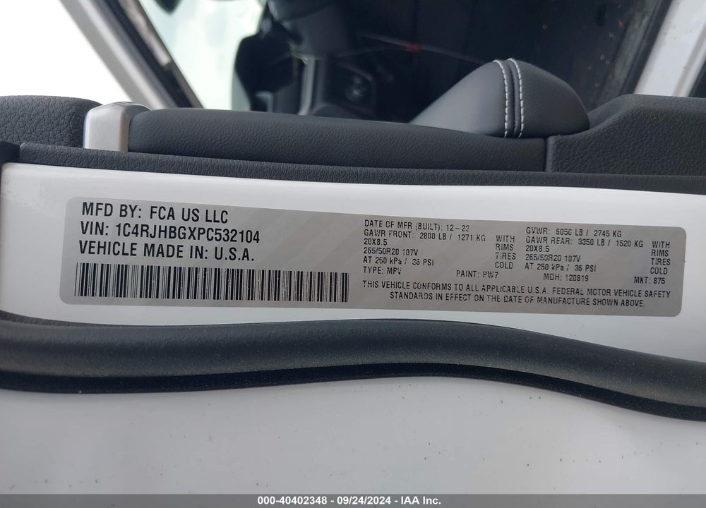 2023 JEEP GRAND CHEROKEE LIMITED 4X4 VIN: 1C4RJHBGXPC532104