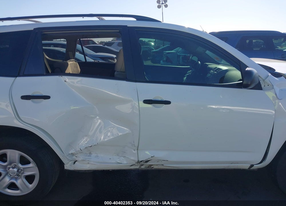 2011 TOYOTA RAV4 BASE (A4) VIN: 2T3ZF4DVXBW102732