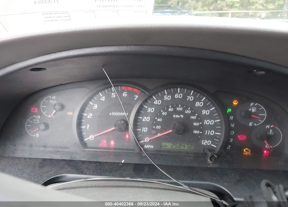 2005 TOYOTA TUNDRA SR5 V8 VIN: 5TBDT44185S468283