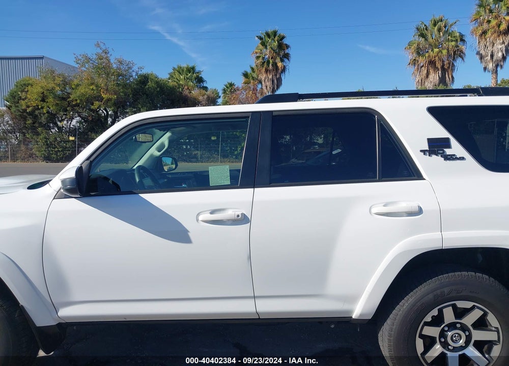 2022 TOYOTA 4RUNNER TRD OFF ROAD VIN: JTEPU5JR2N6010722
