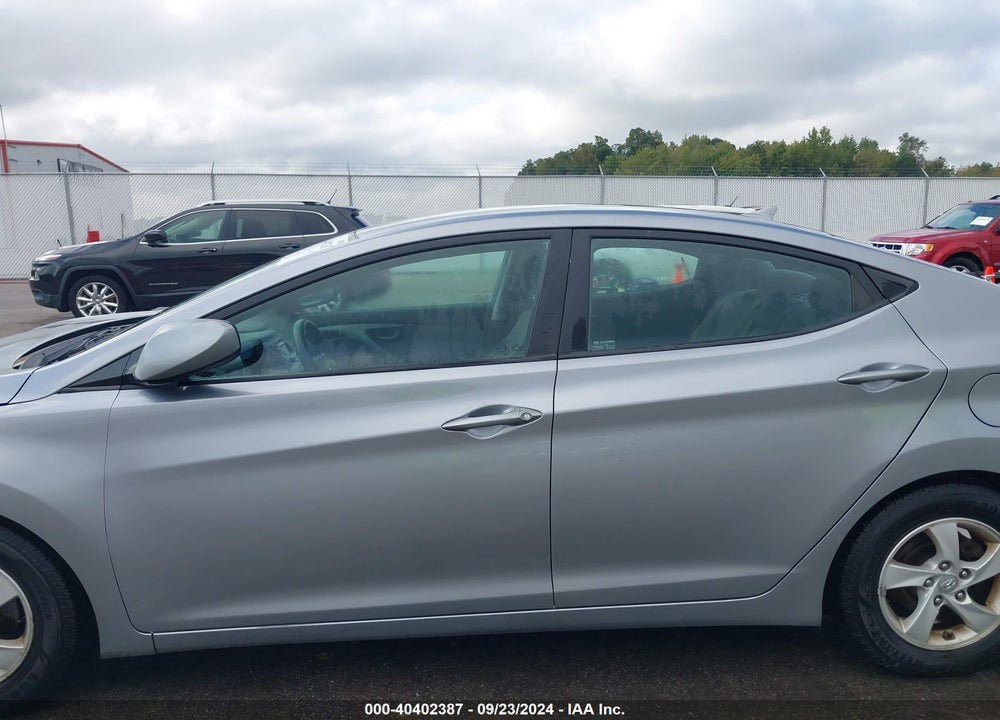 2015 HYUNDAI ELANTRA SE VIN: 5NPDH4AE6FH634632