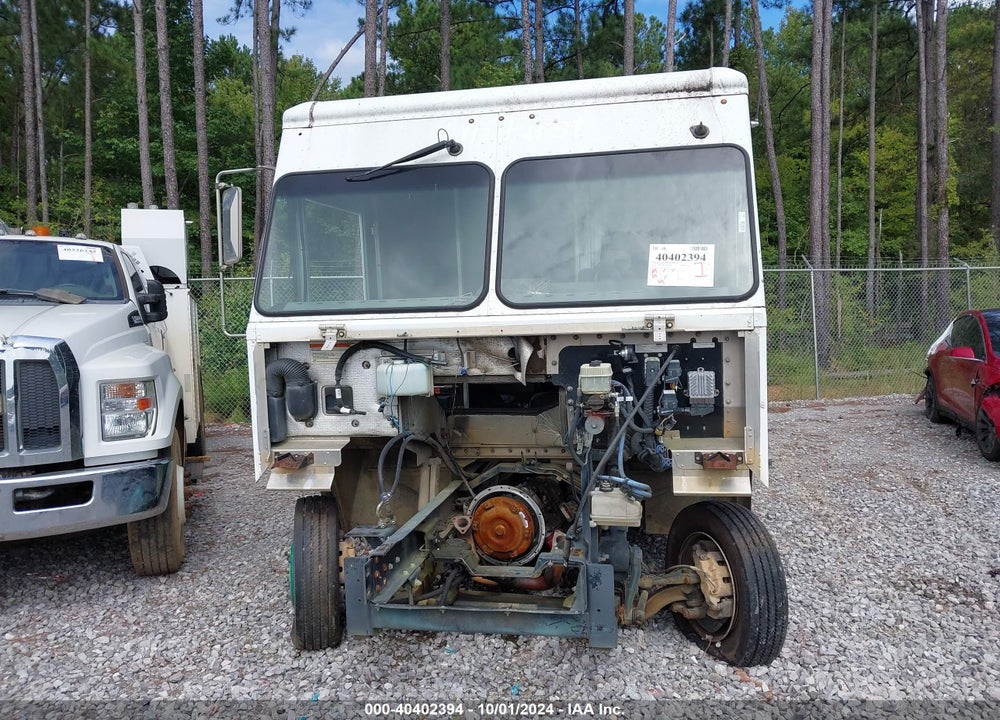 2014 FREIGHTLINER CHASSIS M LINE WALK-IN VAN VIN: 4UZAC2DV0ECFV1966