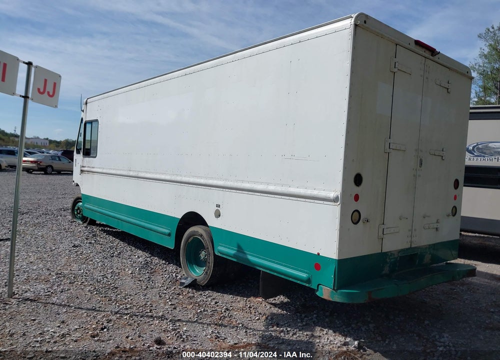 2014 FREIGHTLINER CHASSIS M LINE WALK-IN VAN VIN: 4UZAC2DV0ECFV1966