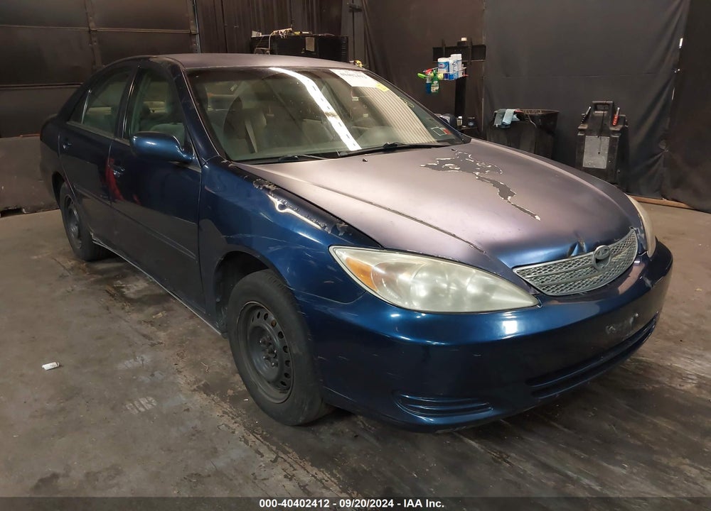 2002 TOYOTA CAMRY LE VIN: 4T1BE32KX2U575451