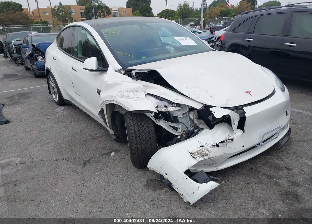 2021 TESLA MODEL Y LONG RANGE DUAL MOTOR ALL-WHEEL DRIVE VIN: 5YJYGDEE4MF161775