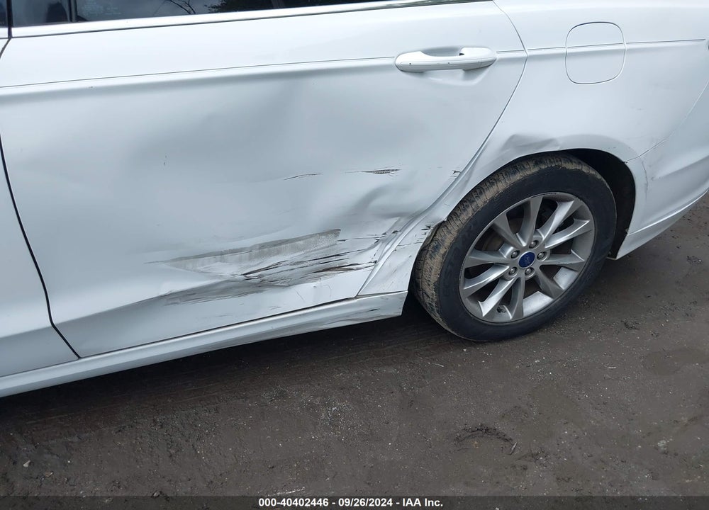 2017 FORD FUSION SE VIN: 3FA6P0H70HR158850
