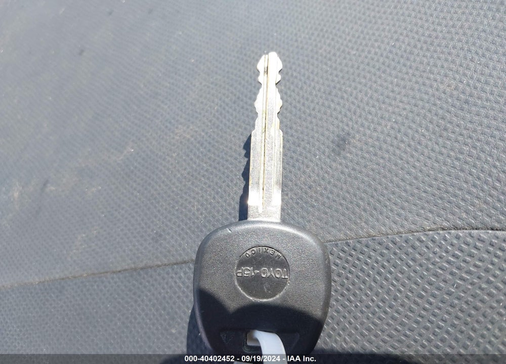 2010 TOYOTA YARIS VIN: JTDKT4K34A5288429