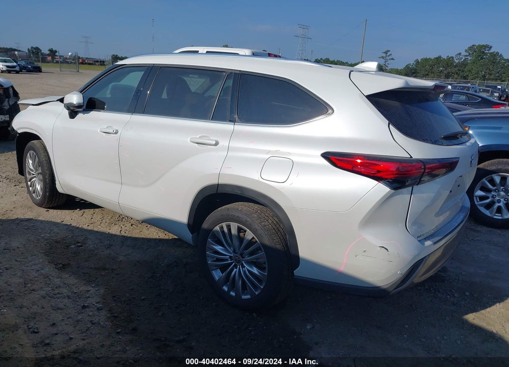 2023 TOYOTA HIGHLANDER HYBRID PLATINUM VIN: 5TDFARAH7PS527184
