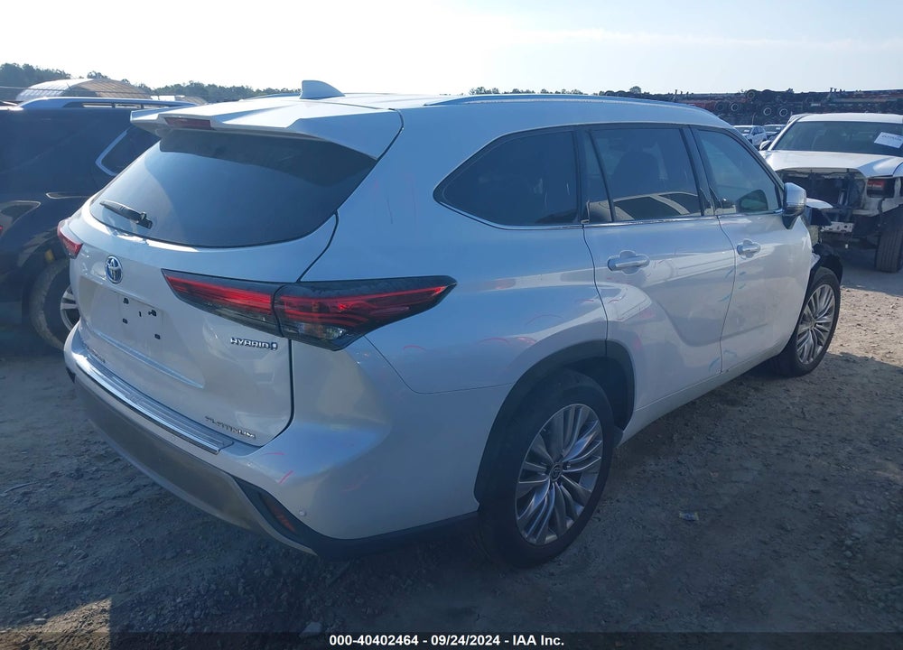 2023 TOYOTA HIGHLANDER HYBRID PLATINUM VIN: 5TDFARAH7PS527184
