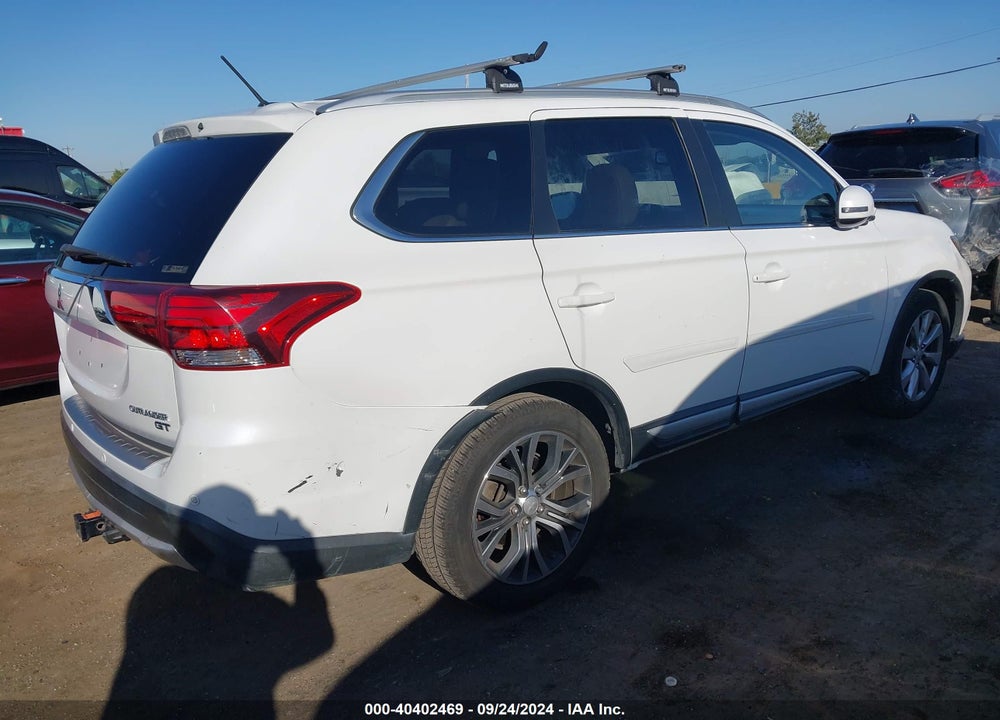 2016 MITSUBISHI OUTLANDER GT VIN: JA4JZ4AX0GZ011075