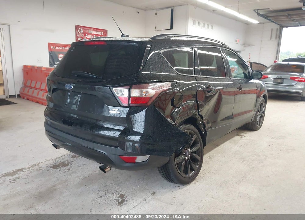 2017 FORD ESCAPE SE VIN: 1FMCU9GDXHUC41112