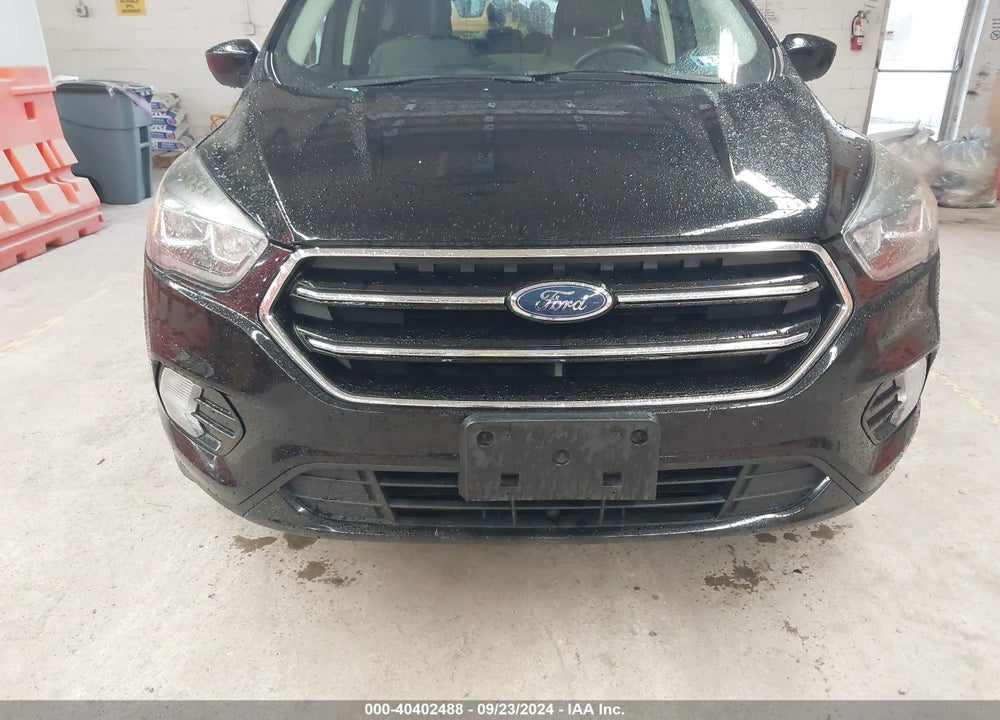 2017 FORD ESCAPE SE VIN: 1FMCU9GDXHUC41112