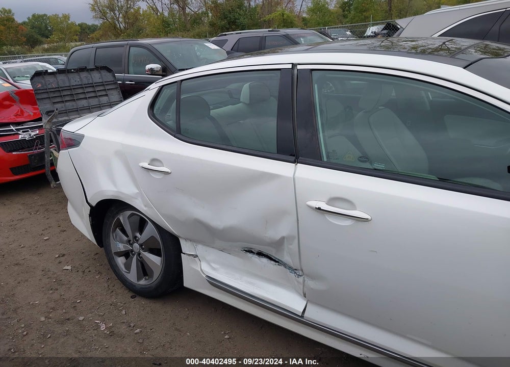 2014 KIA OPTIMA HYBRID EX VIN: KNAGN4AD9E5070094