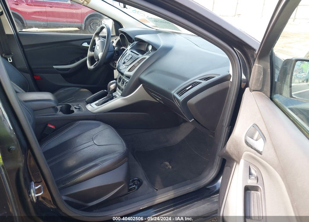 2014 FORD FOCUS SE VIN: 1FADP3K26EL257429