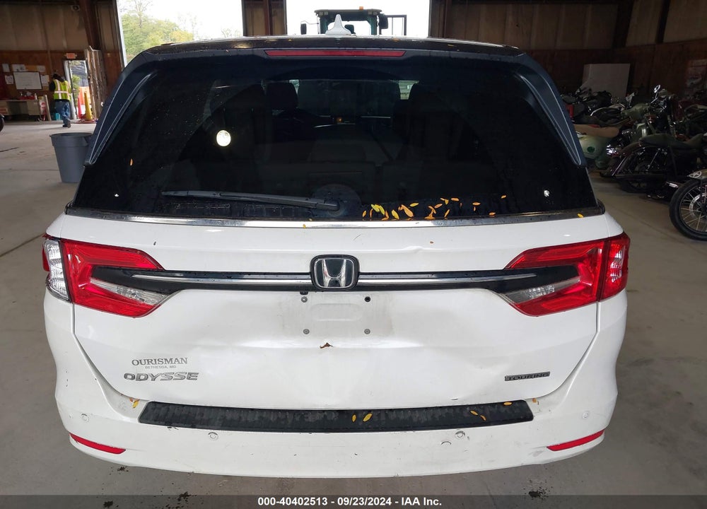 2024 HONDA ODYSSEY TOURING VIN: 5FNRL6H81RB015116