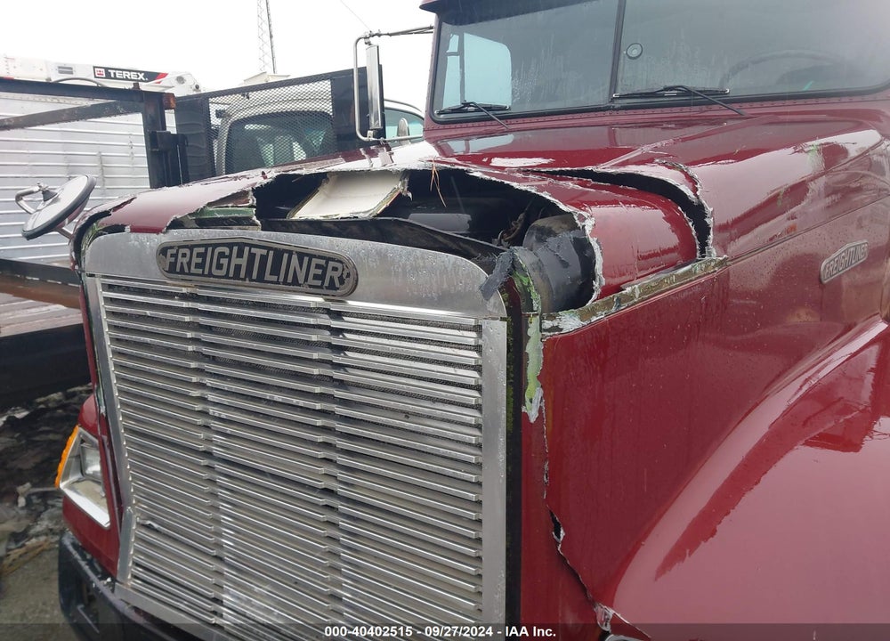 1992 FREIGHTLINER CONVENTIONAL FLD120 VIN: 1FUYDCXB6NH525498