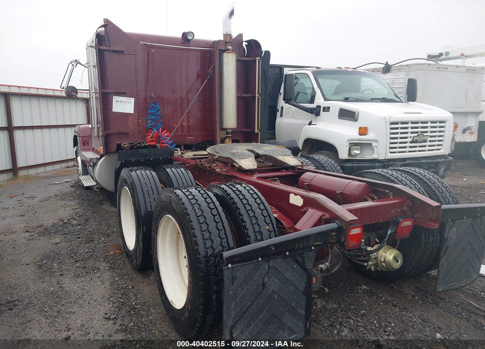 1992 FREIGHTLINER CONVENTIONAL FLD120 VIN: 1FUYDCXB6NH525498