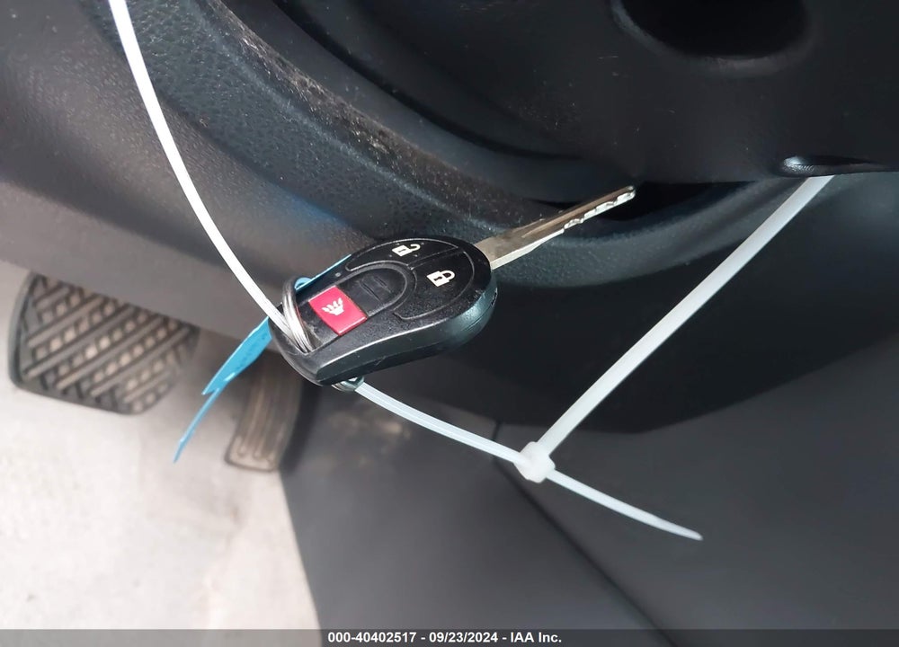 2013 NISSAN ROGUE S VIN: JN8AS5MVXDW656800