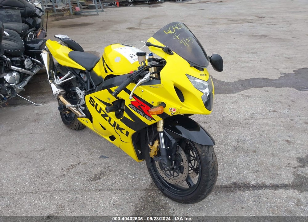 2004 SUZUKI GSX-R600 K VIN: JS1GN7CA842109484