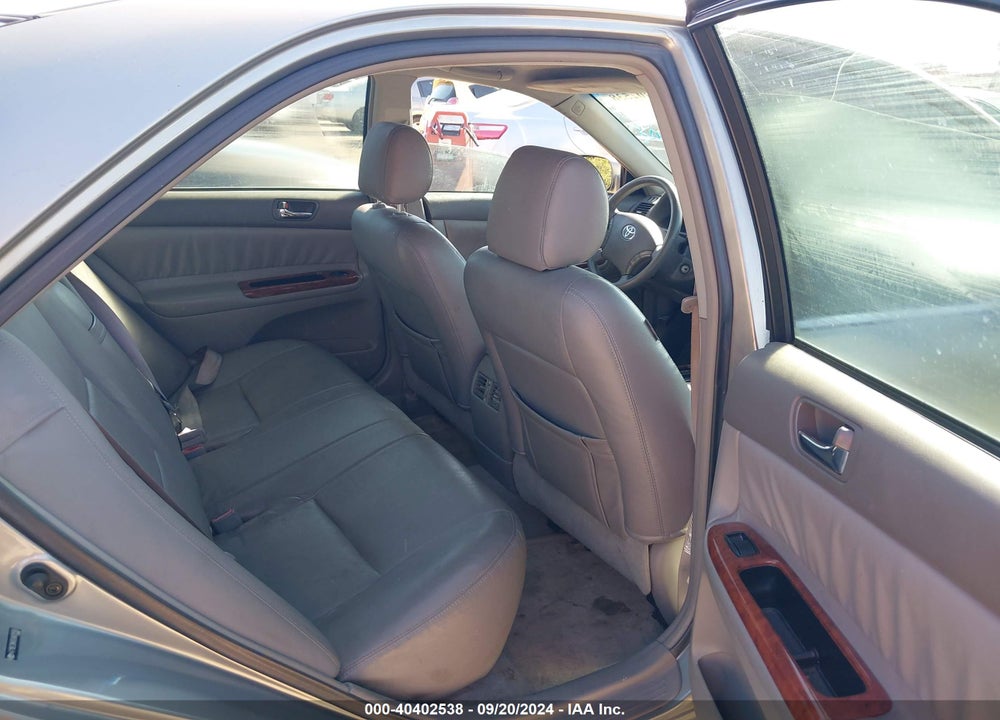 2005 TOYOTA CAMRY XLE VIN: 4T1BE30K65U609585