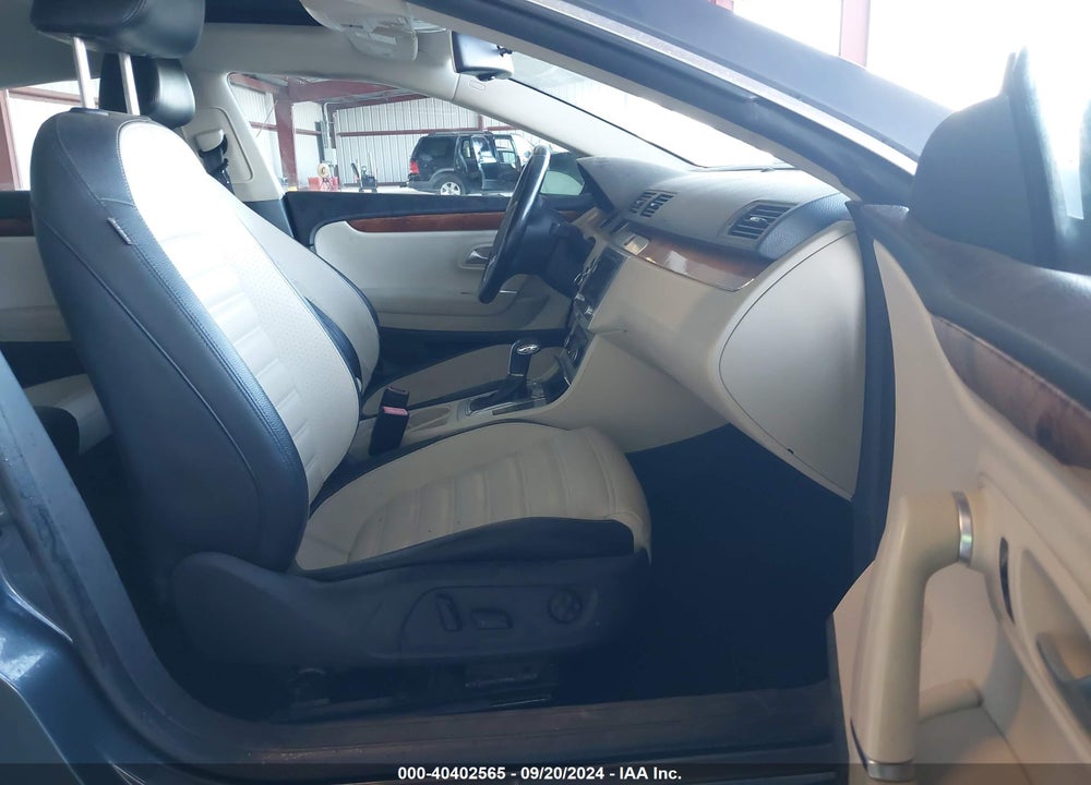 2011 VOLKSWAGEN CC LUX PLUS VIN: WVWHP7AN9BE732067