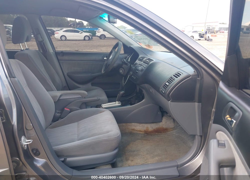 2005 HONDA CIVIC LX VIN: 2HGES16565H580187