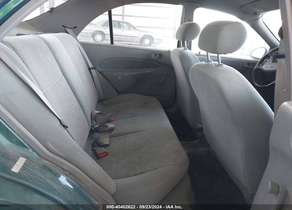2000 FORD ESCORT VIN: 3FAFP13P5YR185510
