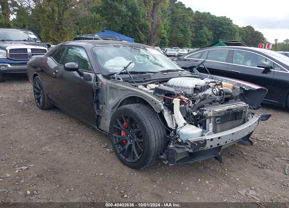 2015 DODGE CHALLENGER SRT HELLCAT VIN: 2C3CDZC99FH713777