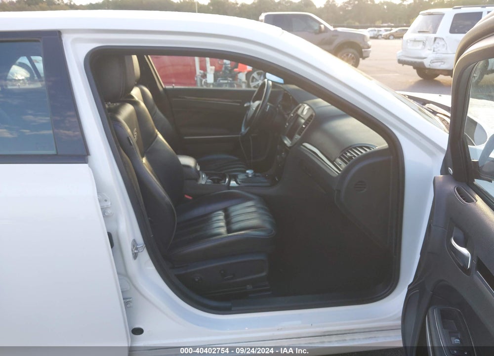 2019 CHRYSLER 300 300S VIN: 2C3CCABG6KH635053