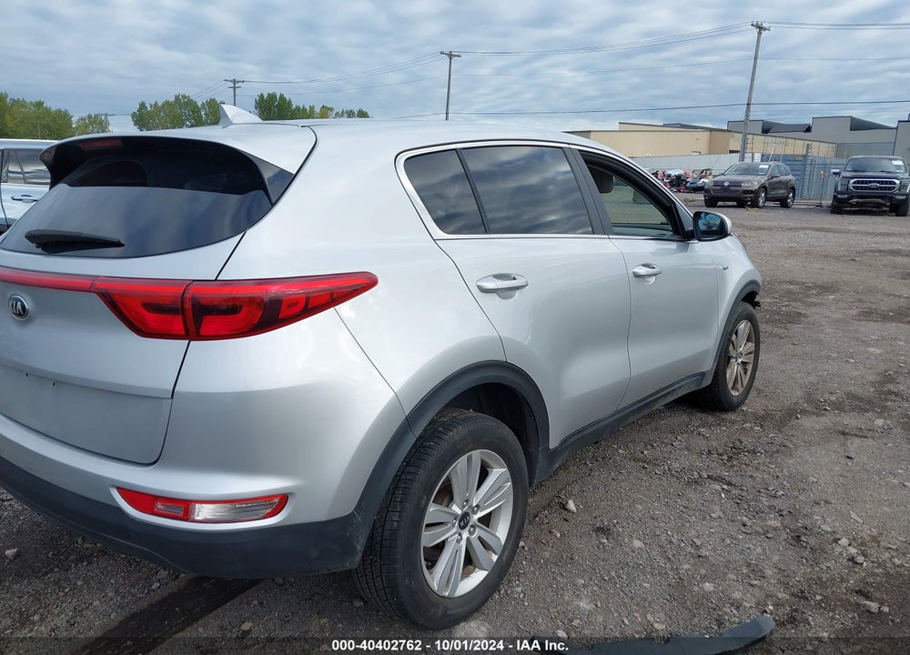 2017 KIA SPORTAGE LX VIN: KNDPMCAC7H7118370