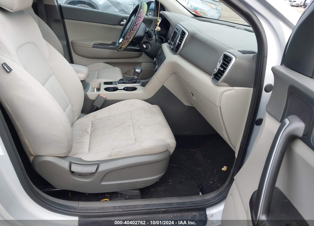 2017 KIA SPORTAGE LX VIN: KNDPMCAC7H7118370
