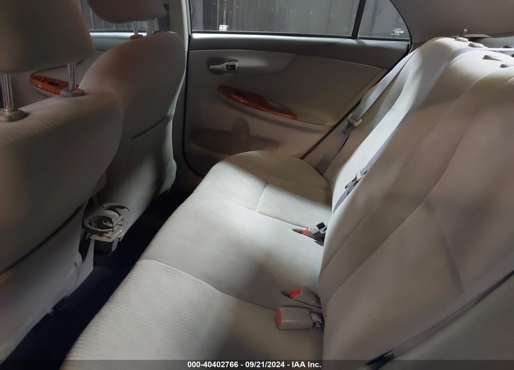 2010 TOYOTA COROLLA XLE VIN: 2T1BU4EE0AC240052