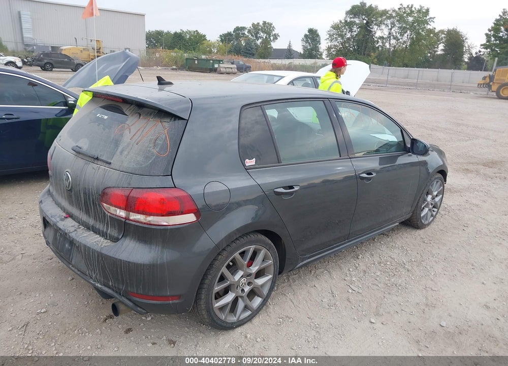 2013 VOLKSWAGEN GTI 4-DOOR/4-DOOR AUTOBAHN/DRIVERS EDITION/WOLFSBURG EDITION VIN: WVWHV7AJ3DW140194