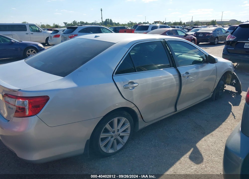 2014 TOYOTA CAMRY XLE VIN: 4T1BF1FK2EU728338