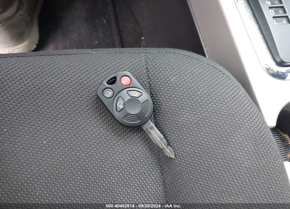 2010 FORD ESCAPE XLT VIN: 1FMCU9DG6AKA02656