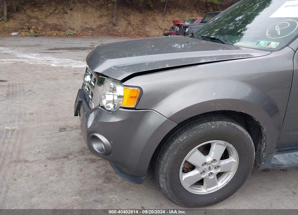 2010 FORD ESCAPE XLT VIN: 1FMCU9DG6AKA02656