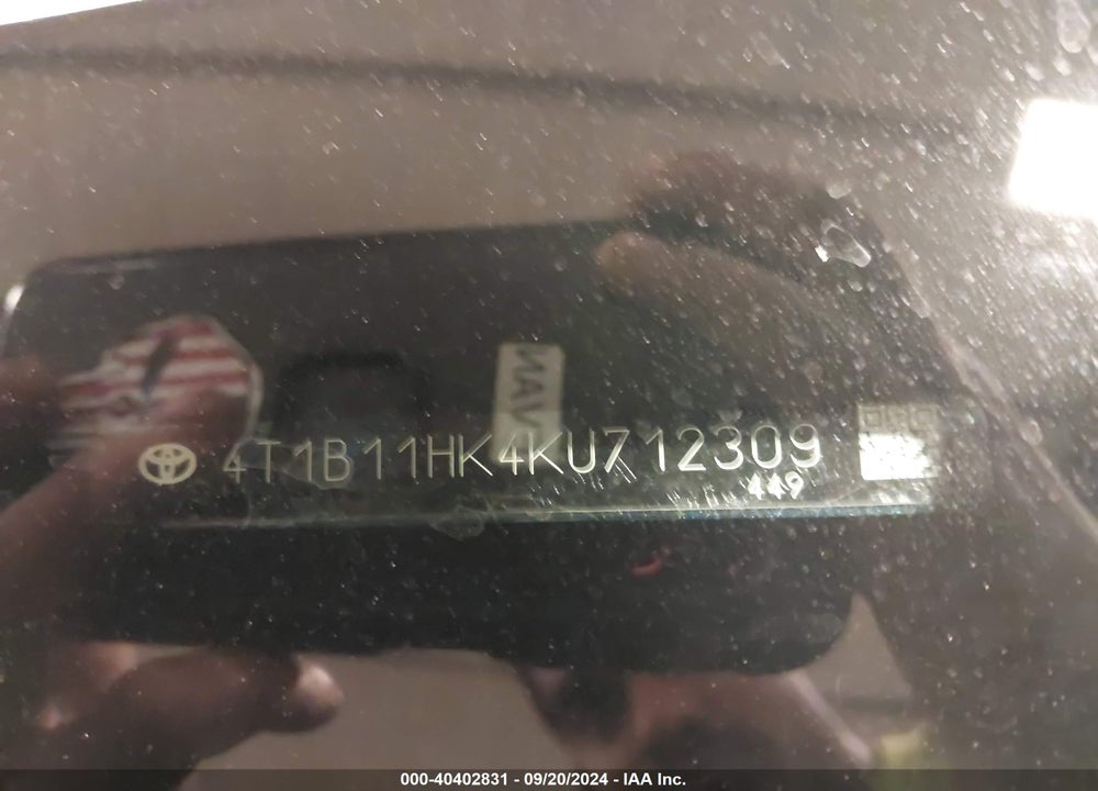 2019 TOYOTA CAMRY SE VIN: 4T1B11HK4KU712309