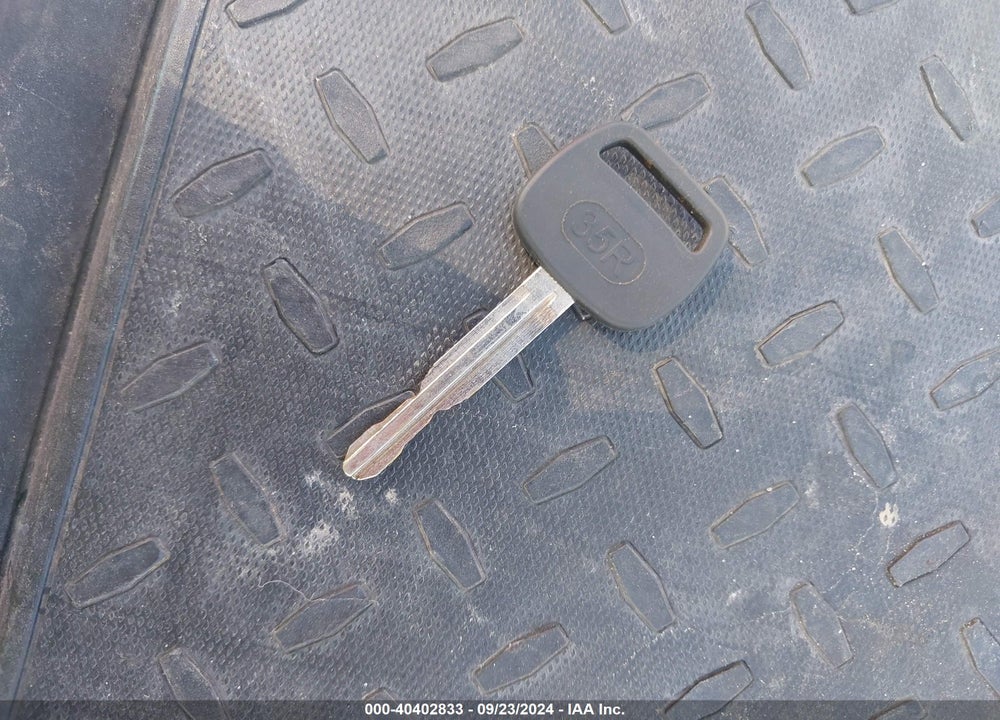2004 TOYOTA TUNDRA VIN: 5TBJN32134S449164