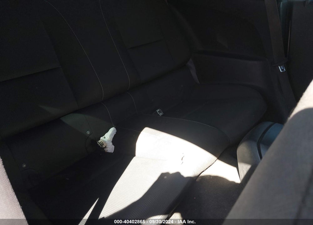 2011 CHEVROLET CAMARO 1LT VIN: 2G1FB1ED8B9182912