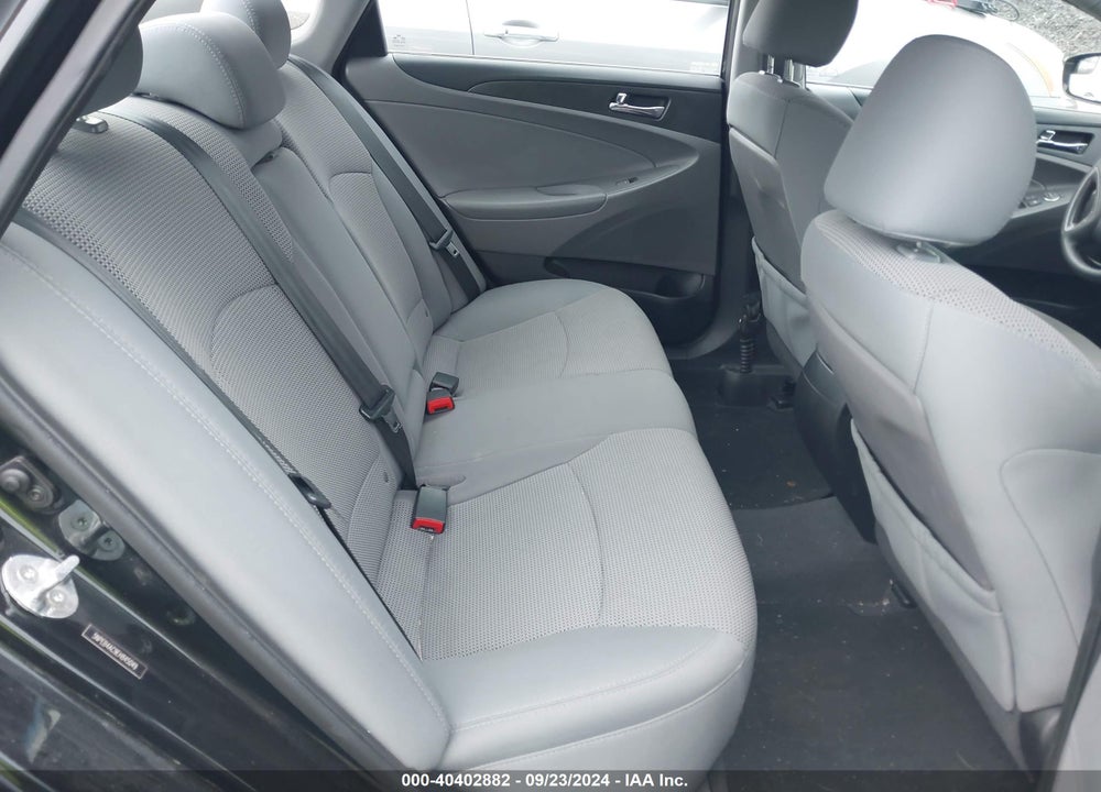 2014 HYUNDAI SONATA GLS VIN: 5NPEB4AC9EH845049