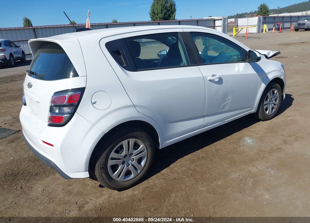 2018 CHEVROLET SONIC LT AUTO VIN: 1G1JG6SH0J4105498