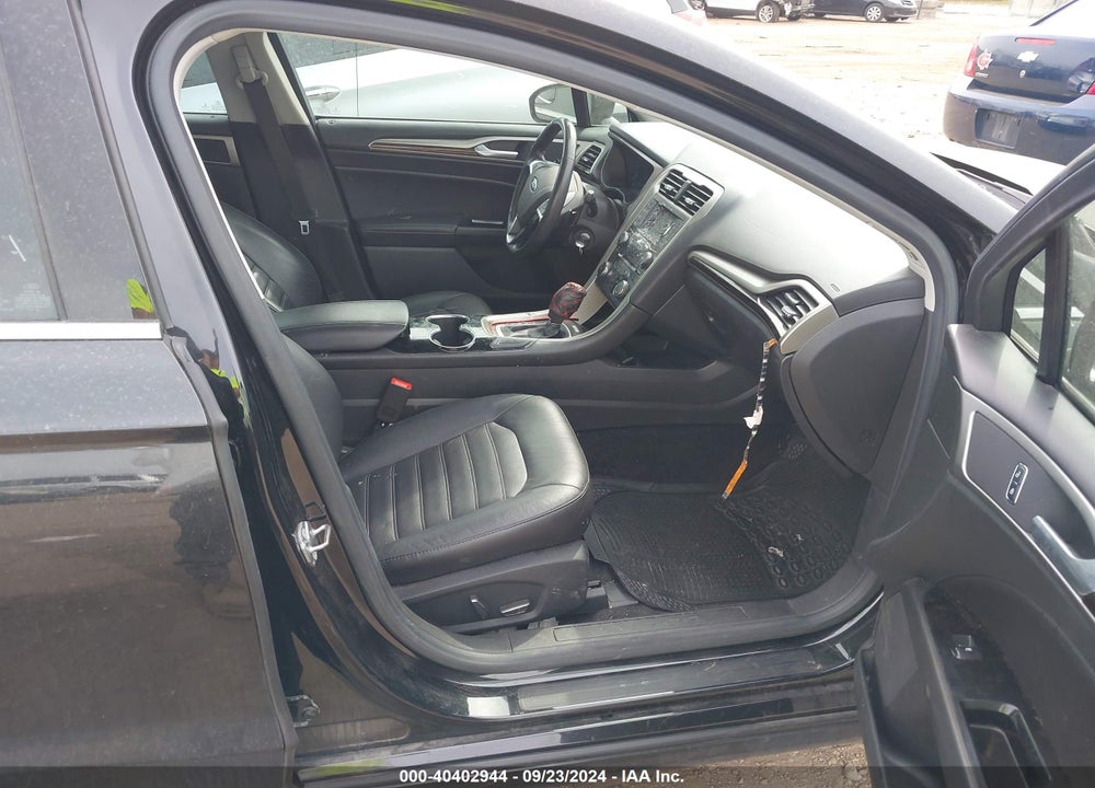 2015 FORD FUSION SE VIN: 3FA6P0H94FR243365