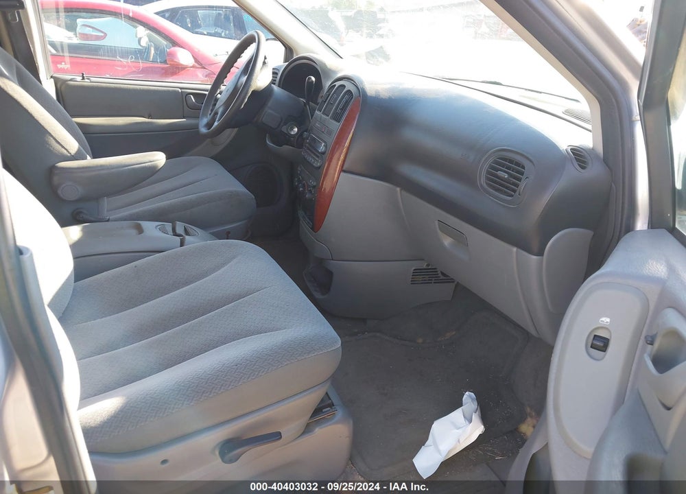 2006 CHRYSLER TOWN & COUNTRY VIN: 1A4GP45R16B645109