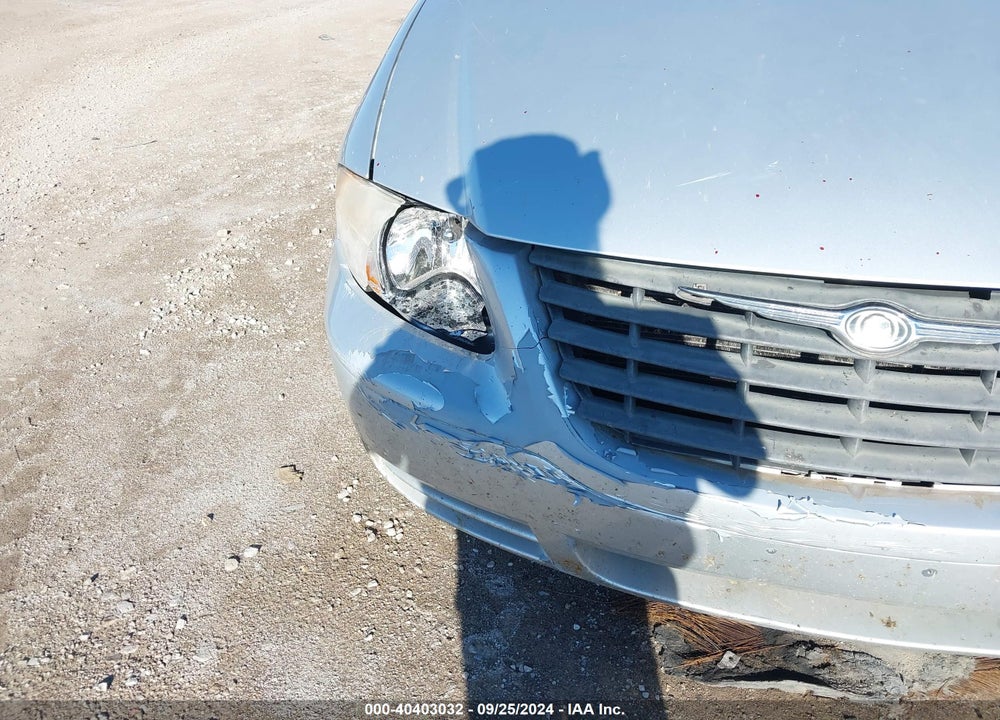 2006 CHRYSLER TOWN & COUNTRY VIN: 1A4GP45R16B645109