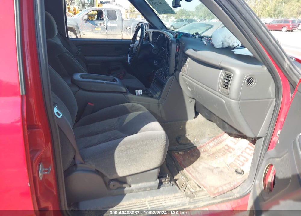 2005 CHEVROLET SILVERADO 1500 LS VIN: 2GCEK13TX51370489