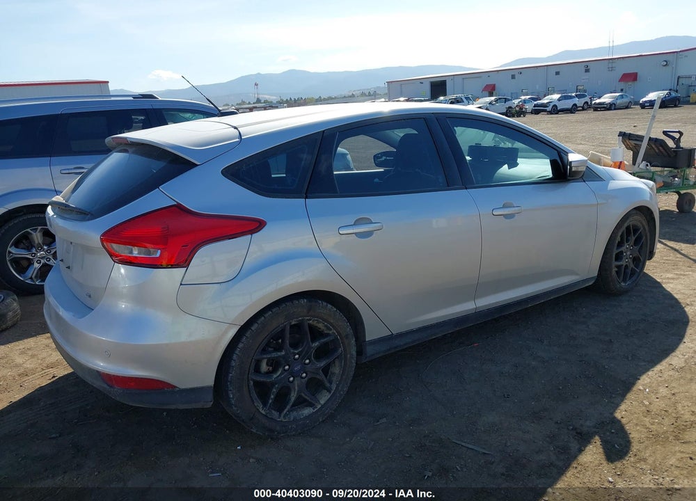 2016 FORD FOCUS SE VIN: 1FADP3K29GL339951