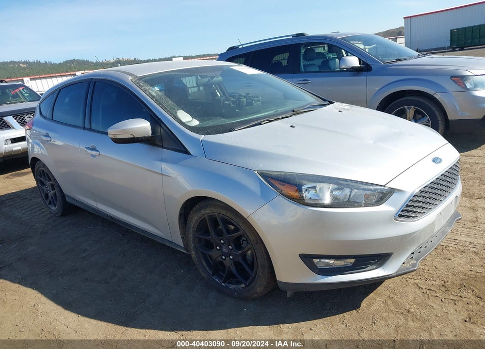 2016 FORD FOCUS SE VIN: 1FADP3K29GL339951