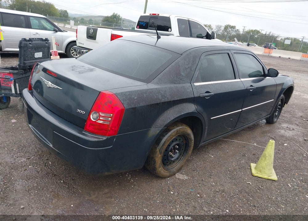 2008 CHRYSLER 300 LX VIN: 2C3LA43R48H218188