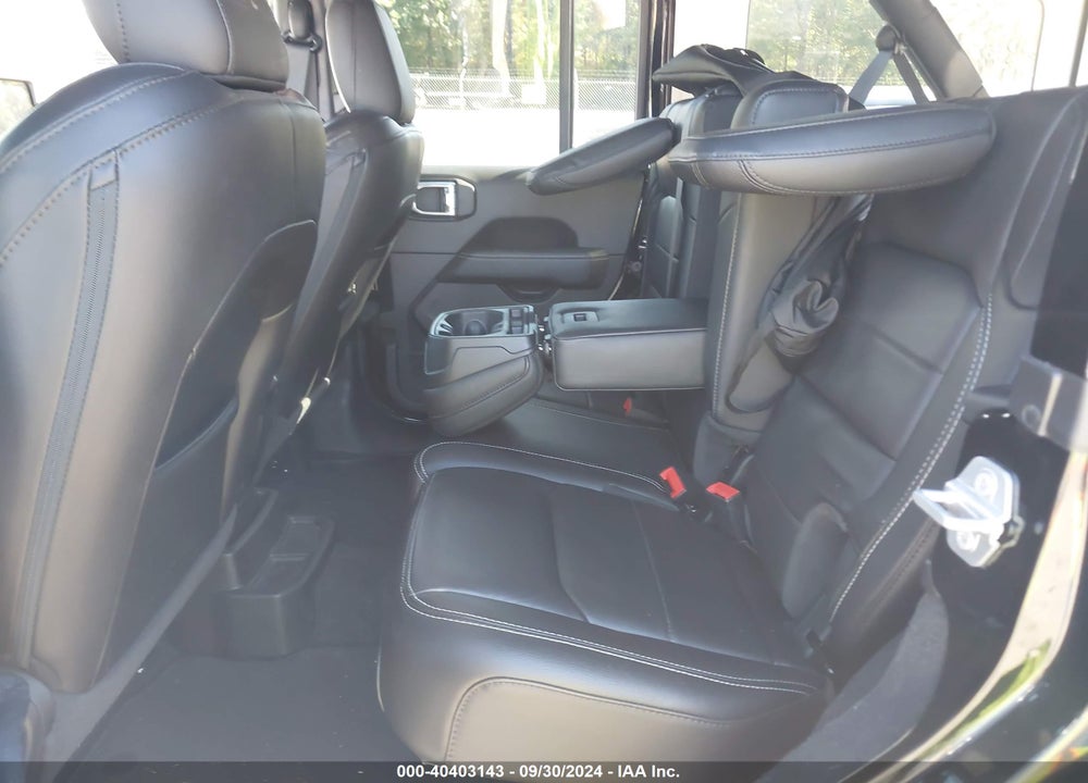 2021 JEEP WRANGLER UNLIMITED SAHARA 4X4 VIN: 1C4HJXEM9MW669925
